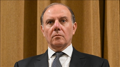 Lebanon's central bank chief announces plan to 'gradually' repay all depositors' funds