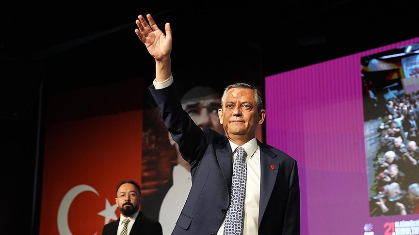 Özgür Özel
