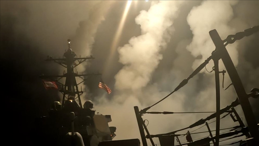 بعد تهديد الحوثي سماء إسرائيل.. غارات أمريكية على صعدة وصنعاء 