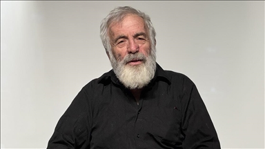 Oyuncu Ulvi Alacakaptan 76. yaşı ile sahnedeki 56. yılını kutladı