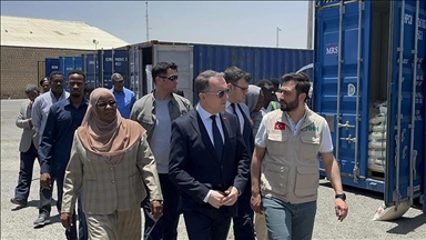 سفينة "الخير" التركية الثانية ترسو في ميناء بورتسودان