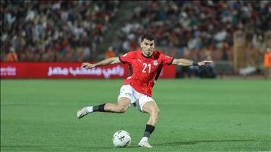 قدم.. الأهلي المصري يعلن ضم اللاعب الدولي أحمد سيد زيزو..