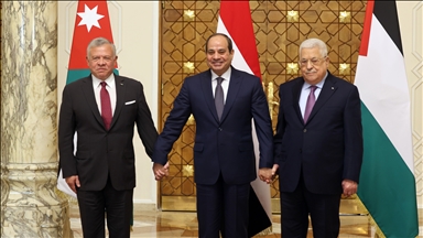 قادة عرب يتبادلون التهاني بعيد الأضحى