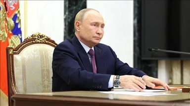 Putin signs decree dismissing Russia’s transport minister