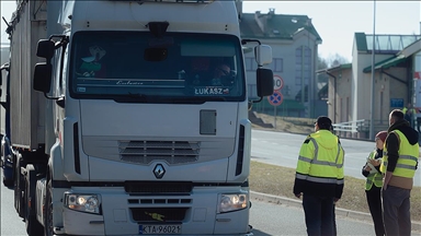 Polonya’nın Almanya ve Litvanya ile kara sınırlarında kontroller yeniden başladı