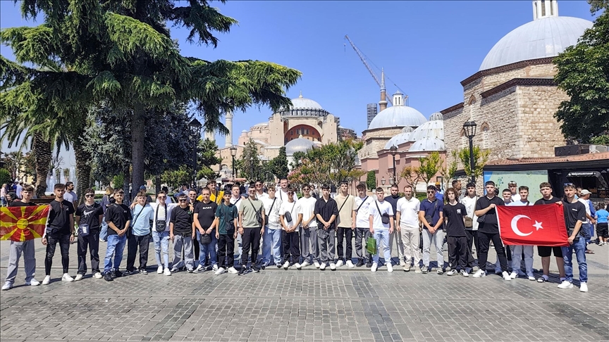 90 ученици од Северна Македонија ја посетија Турција со поддршка на ТИКА