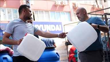 Su kesintilerinin uygulandığı İzmir'de bidon satışları arttı