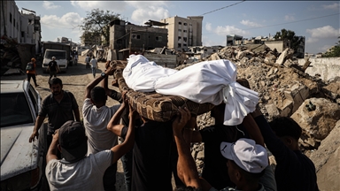 İsrail'in Gazze'ye saldırılarında can kaybı son 24 saatte 72 artarak 61 bin 330’a çıktı