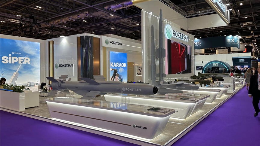 روكيتسان التركية تقدم منتجاتها في معرض دولي للدفاع والأمن بلندن
