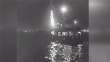 Флотилата за Газа тврди дека главниот брод бил погоден од дрон кај Тунис