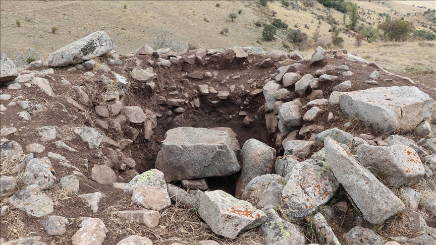 کشف گورهای منتسب به پیش‌ترک‌ها در محوطه باستانی کرکنس یوزگات