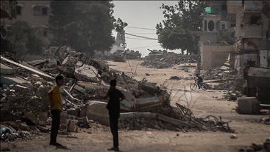 إسرائيل تقدر إتمام انسحابها إلى الخطوط الجديدة داخل غزة ظهر الجمعة 