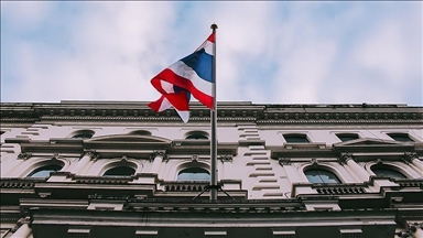 Тајланд го распушти Парламентот за предвремени избори