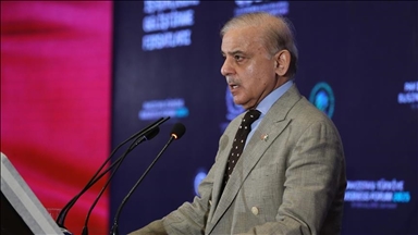 Pakistani premier urges international cooperation to combat terrorism, climate change, inequality