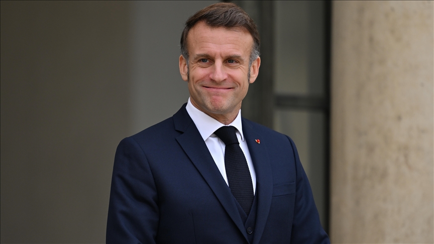 Un chef d'État africain inquiet d'un supposé coup d'État en France contre  Emmanuel
