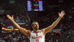 Türk basketbolunun efsanesi Hidayet Türkoğlu,