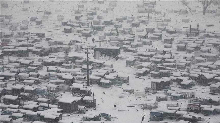 أفغانستان.. مصرع 17 شخصا جراء الثلوج والفيضانات