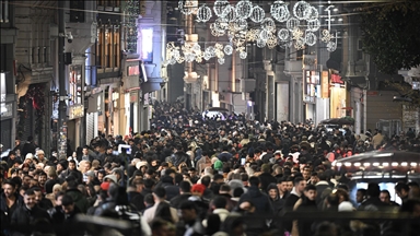 إسطنبول تستقبل 2026 باحتفالات حاشدة في ميادينها الكبرى