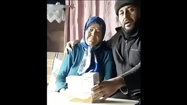 Kastamonu'da yolu kardan kapanan köydeki hastanın ilaçlarını ekipler ulaştırdı