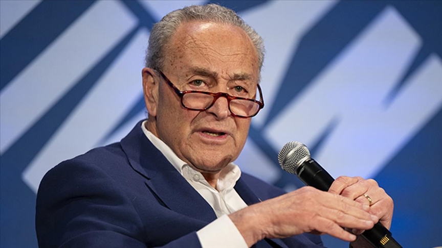 ABD Senatosu Azınlık Lideri Schumer, ICE baskınlarının toplulukları  "terörize ettiğini" belirtti