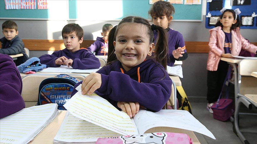 15 tatil ne zaman? 2026-2027 yarıyıl tatili ne zaman başlayacak? Yarıyıl tatili ne kadar sürecek, uzatılacak mı?