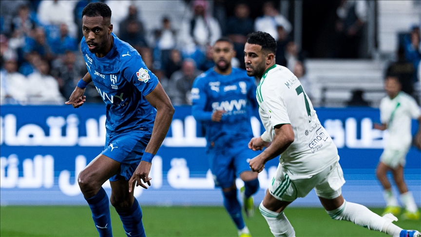 قدم.. التعادل السلبي يحسم قمة الهلال والأهلي