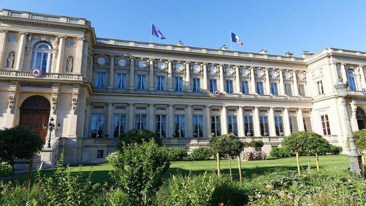 СВР РФ: Франция «готовит» неоколониальные перевороты в Африке