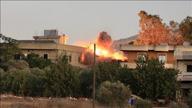 Israeli airstrikes kill 1, wound 8 in southern Lebanon despite ceasefire