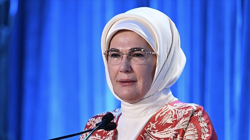 Emine Erdoğan'dan 6 Şubat depremlerinin yıl dönümüne ilişkin paylaşım