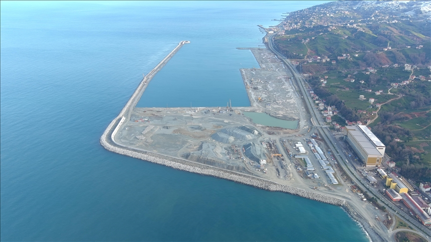 İyidere Lojistik Limanı'nın üst yapısı ağustosta tamamlanacak