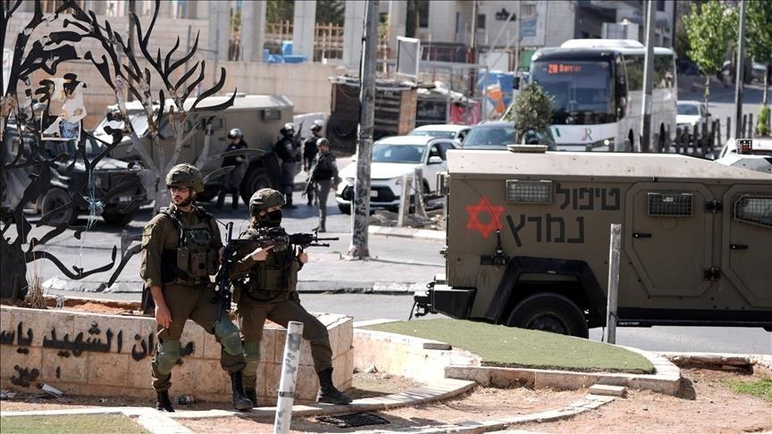 الجيش الإسرائيلي ومستوطنون يصيبون 7 فلسطينيين بالضفة