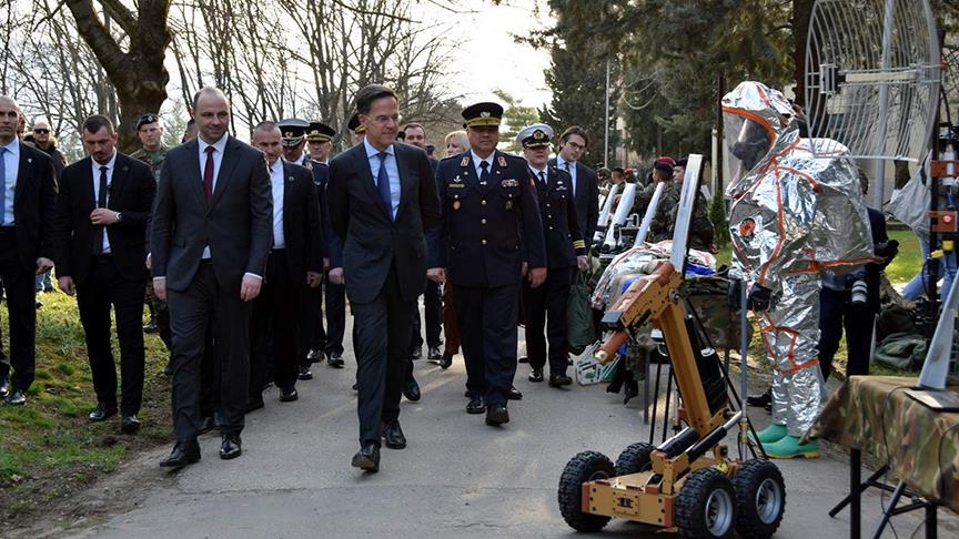 Генералниот секретар на НАТО, Руте ја посети македонската армија