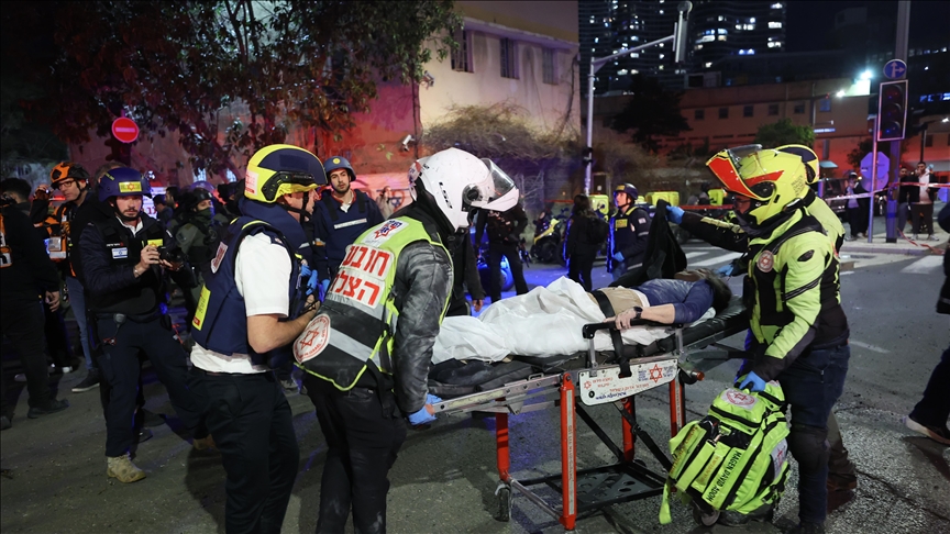 تل أبيب.. ارتفاع عدد المصابين بشظايا صاروخ إيراني إلى 10