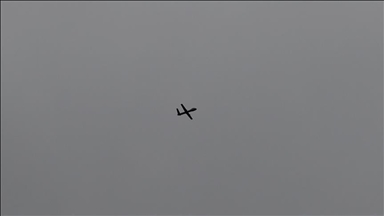 Mbetjet e dronit shkaktojnë zjarr në portin Fujairah të Emirateve të Bashkuara Arabe