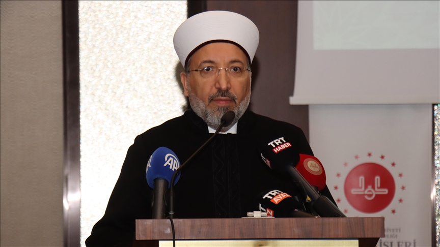 Diyanet İşleri Başkanı Arpaguş, Üsküp'te iftara katıldı ve teravih namazı kıldırdı