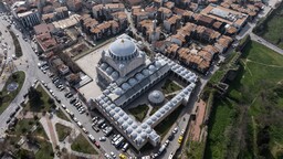 Yeditepe'nin en yükseğinde bir selatin eser: Edirnekapı Mihrimah Sultan Camisi