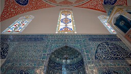 Çinileriyle öne çıkan sultan eseri: Çinili Cami