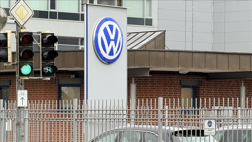 Alman yetkililer, "Volkswagen ile İsrail silah şirketi Rafael arasında  ortaklık kurulabileceği" iddialarını yalanlamadı