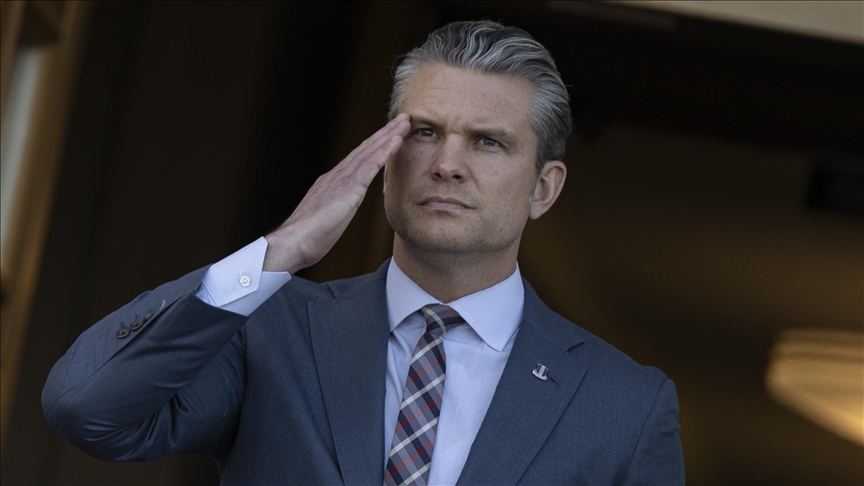 रक्षा सचिव द्वारा दर्जनों वरिष्ठ अधिकारियों को पद से हटाए जाने के बाद अमेरिकी  सैन्य नेतृत्व में बदलाव आया है।