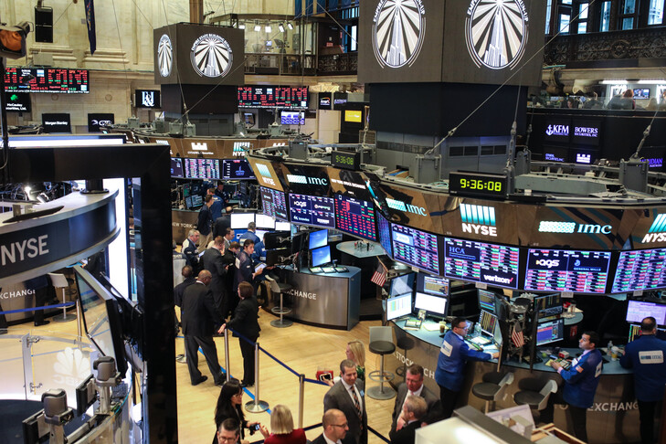 US stocks close with gains amid hopes for Iran ceasefire