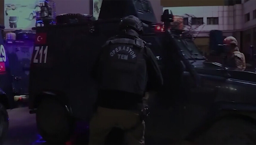 İstanbul'da terör örgütü DEAŞ operasyonunda 17 zanlı yakalandı