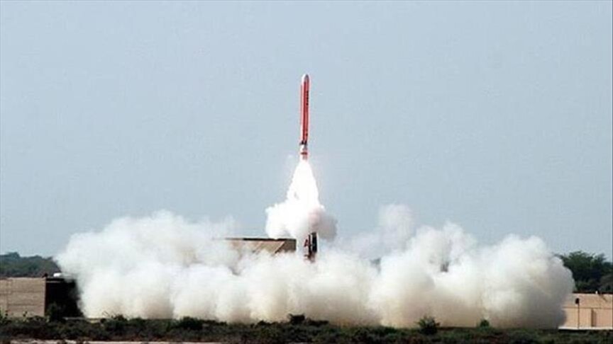 Kuzey Kore, test amacıyla misket bombası başlıklı taktik balistik füze fırlattığını açıkladı