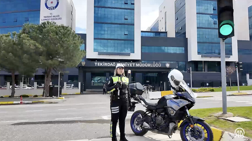 İçişleri Bakanı Çiftçi, emniyet personelinin "Polis Haftası"nı telsiz anonsuyla kutladı