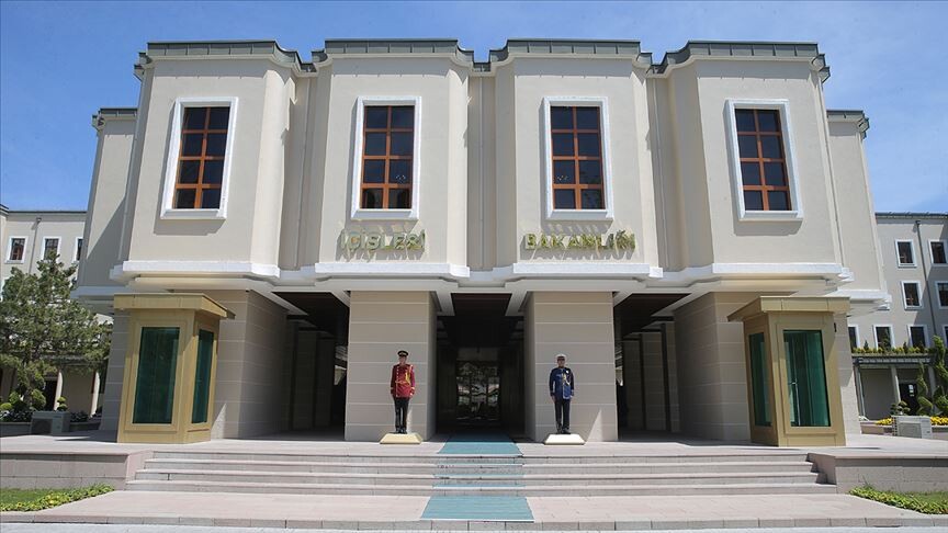 Kırmızı bültenle aranan 16, ulusal seviyede aranan 45 suçlu ülkeye getirildi