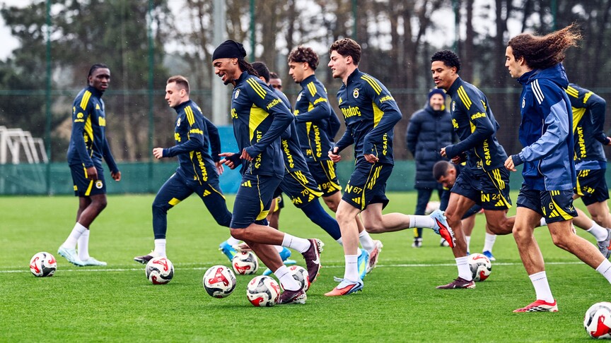 Fenerbahçe'de Kayserispor maçının kamp kadrosu belli oldu