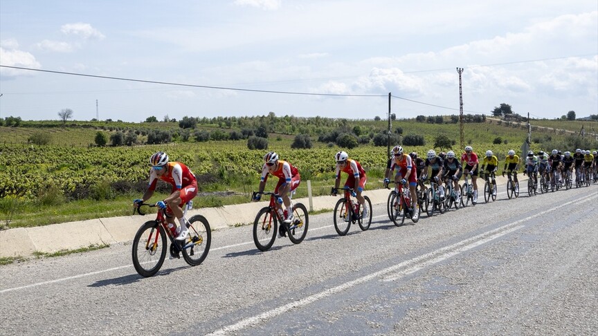 Mersin Uluslararası Bisiklet Turu'nun Tarsus-Çamlıyayla-Toroslar etabı tamamlandı