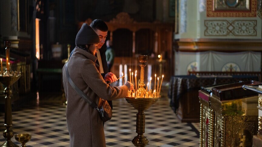 Hyn në fuqi armëpushimi 32 orësh Rusi Ukrainë për Pashkët