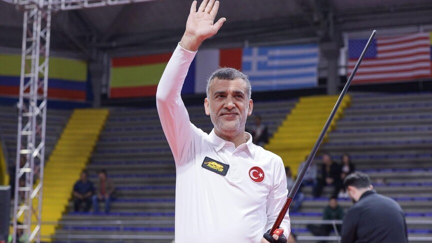 Milli bilardocu Tayfun Taşdemir, Kolombiya'da bronz madalya kazandı