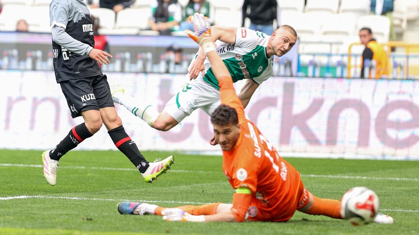 TÜMOSAN Konyaspor, konuk ettiği Fatih Karagümrük'ü 3-0 yendi