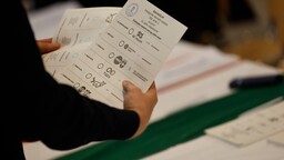 Hungaria shënon pjesëmarrje të hershme rekord në zgjedhjet kyç parlamentare